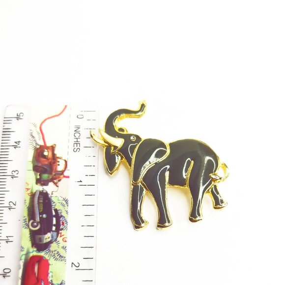 Vintage Gold-Tone Dark Gray Enamel Elephant Brooch Pin - Picture 4 of 4